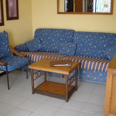Club Cala Blanca Aparthotel 3*