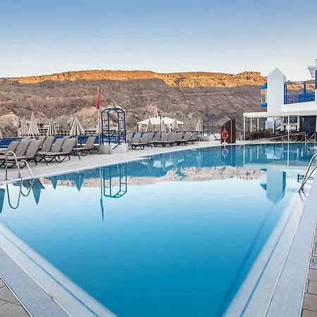 Lejlighedshotel Club Cala Blanca 3*