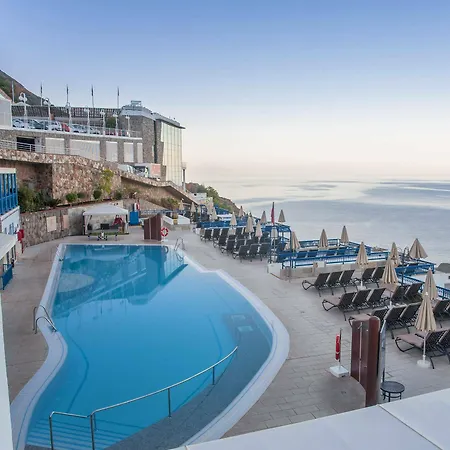 Club Cala Blanca Lejlighedshotel 3*